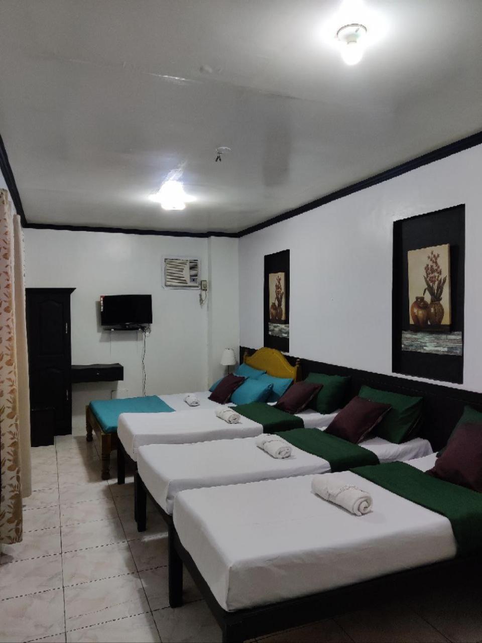 קאליבו Center Parkway Pension House מראה חיצוני תמונה