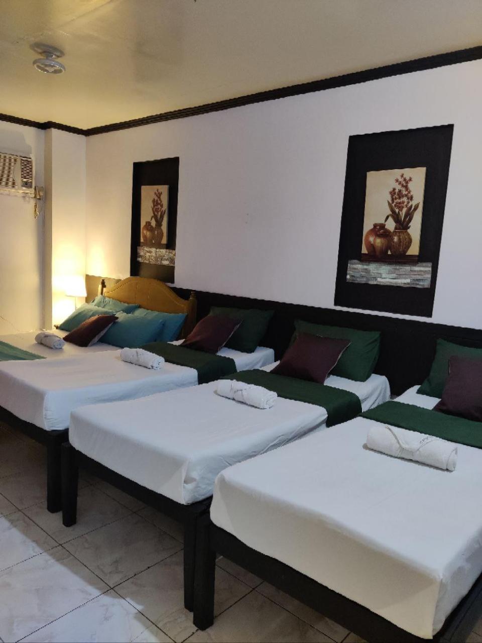 קאליבו Center Parkway Pension House מראה חיצוני תמונה