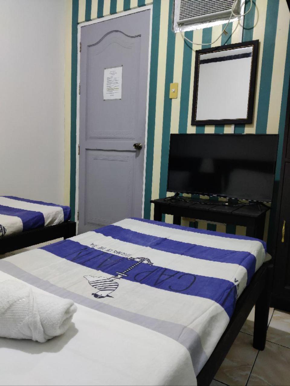 קאליבו Center Parkway Pension House מראה חיצוני תמונה
